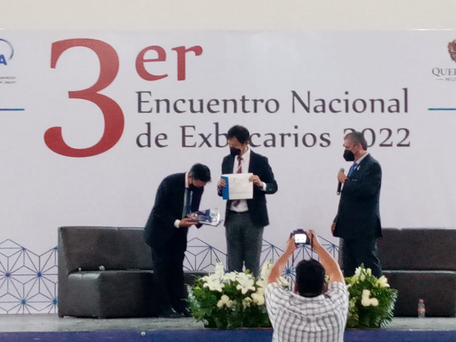 34b63616 b032 4910 8660 a72c94e43ae0